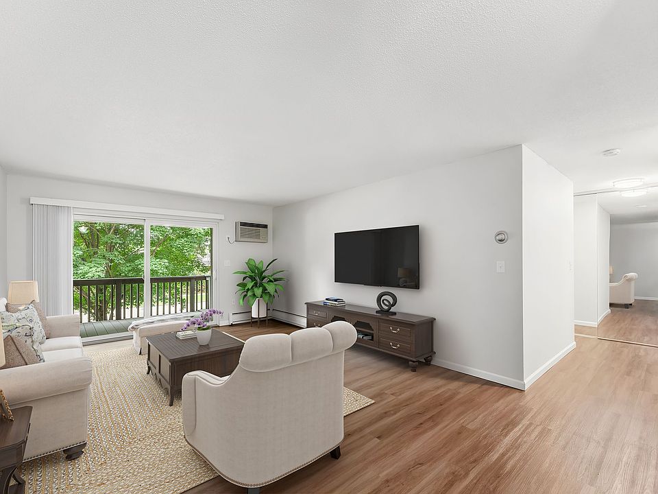 1st image of 2800 Hamline Ave N APT 216