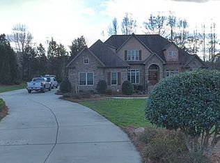 322 Jean Place Ct, Weddington, NC 28104