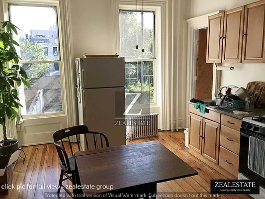 Rented by ZealEstate Group Inc | media 1