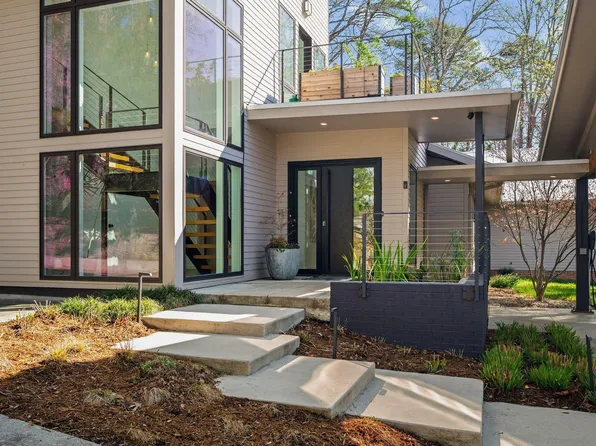 127 Glendale Dr, Chapel Hill, NC 27514