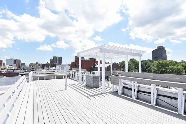 Rented by Bohemia Realty Group | media 16