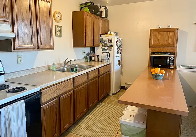 1667 Capital Ave #2 — Photo 5