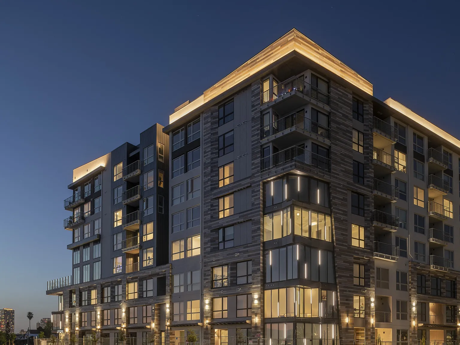 Portico Waterfront — Photo 3