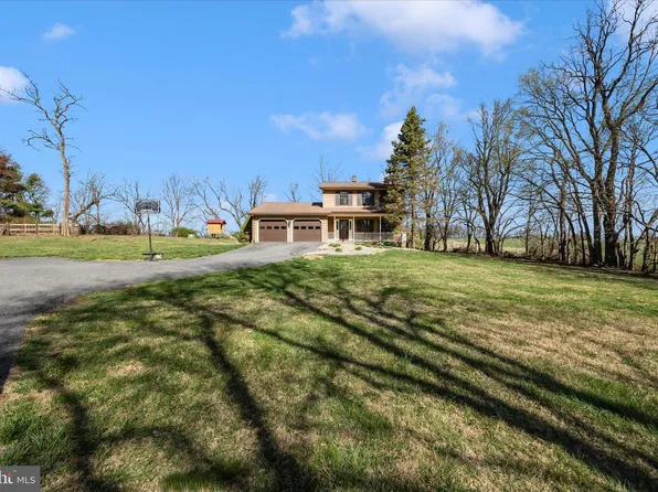 8802 Links Bridge Rd #C, Thurmont, MD 21788