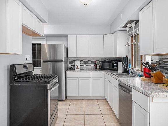 5th image of 5430 Dexter Dr