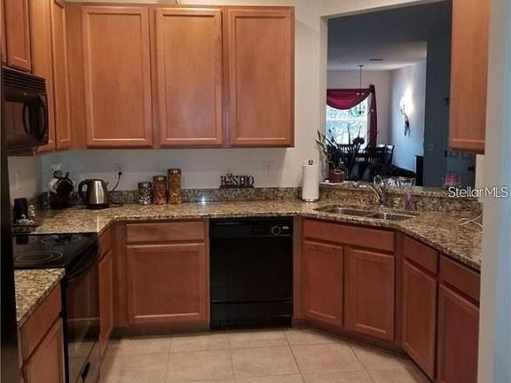 2nd image of 3661 Parkridge Cir #9-104
