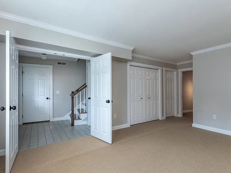 2 Emerson Ct — Photo 26