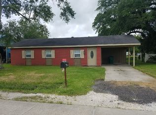 107 Half Oak Dr, Thibodaux, LA 70301