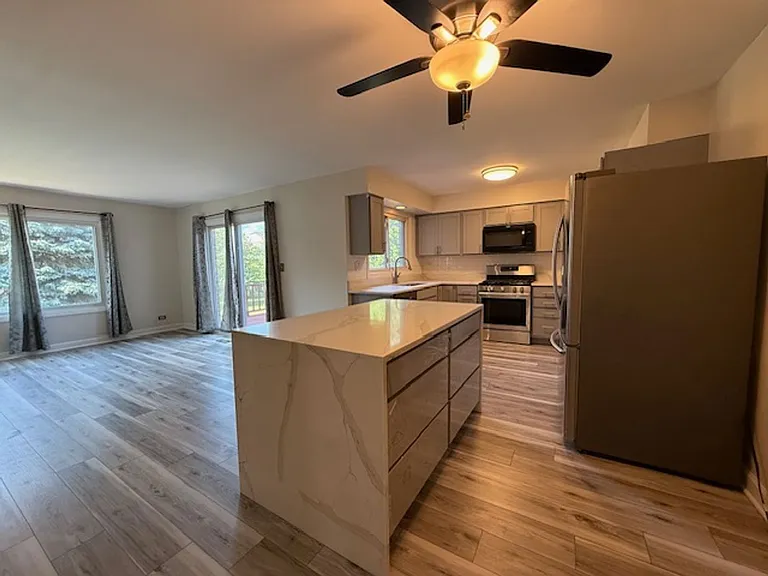 280 Paddock Cir — Photo 5