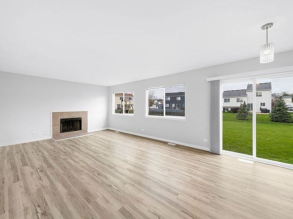 4th image of 2414 Miriam Ave