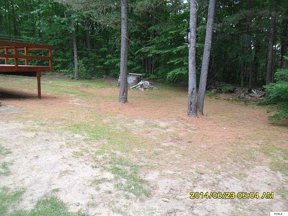 5th image of 100 Holly Ln