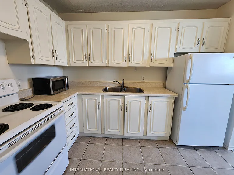 215 Glenridge Ave #1102 — Photo 1