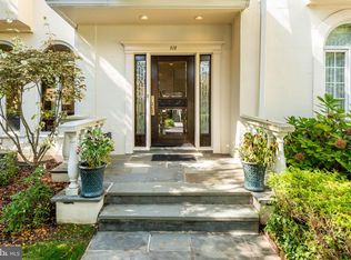 918 Exeter Crst, Villanova, PA 19085