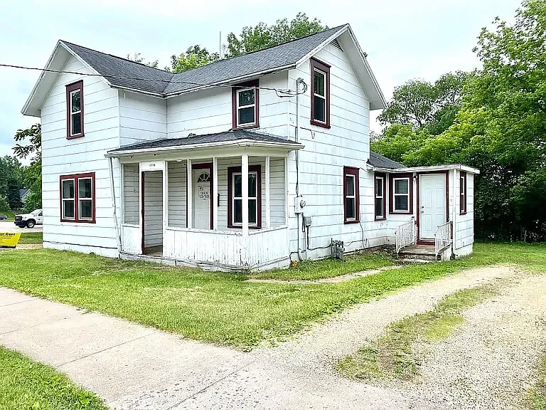 5 bed, 2.5 bath, $1,475 — Photo 1