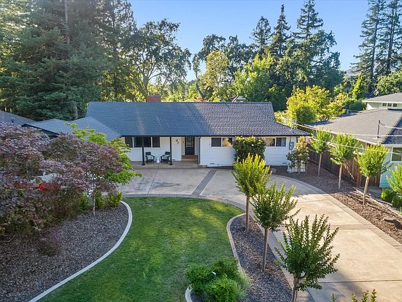 3rd image of 47 Hoff Road