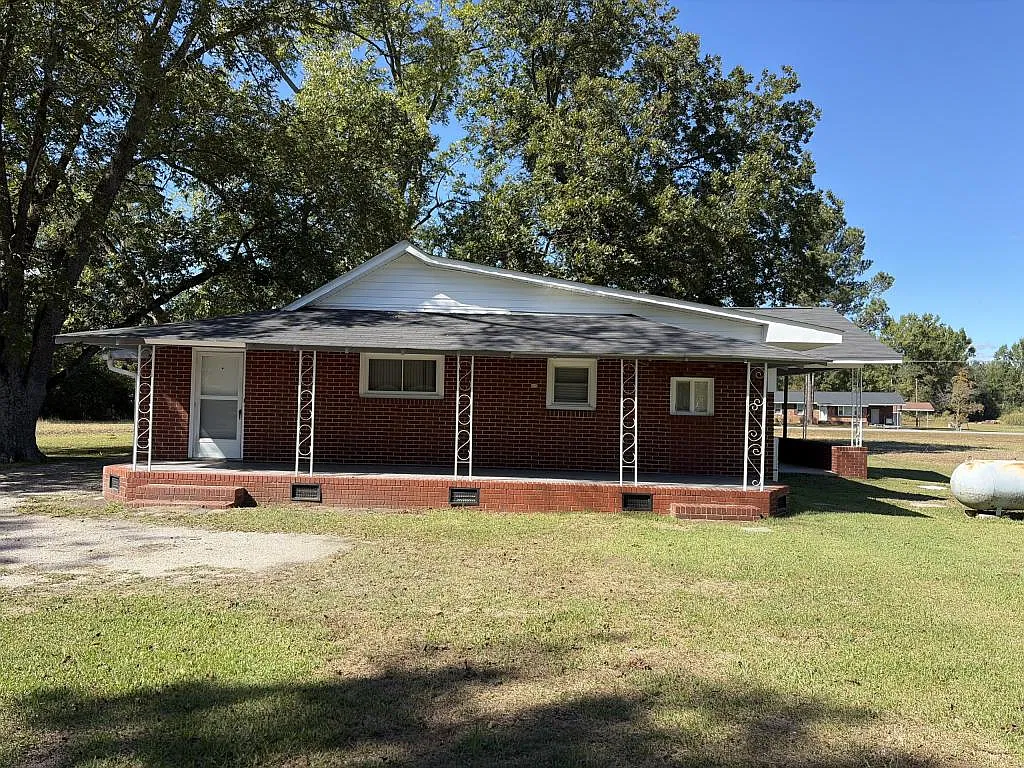 1222 St Anna Rd — Photo 4