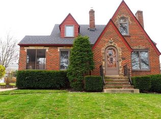 4680 Landchester Rd, Cleveland, OH 44109