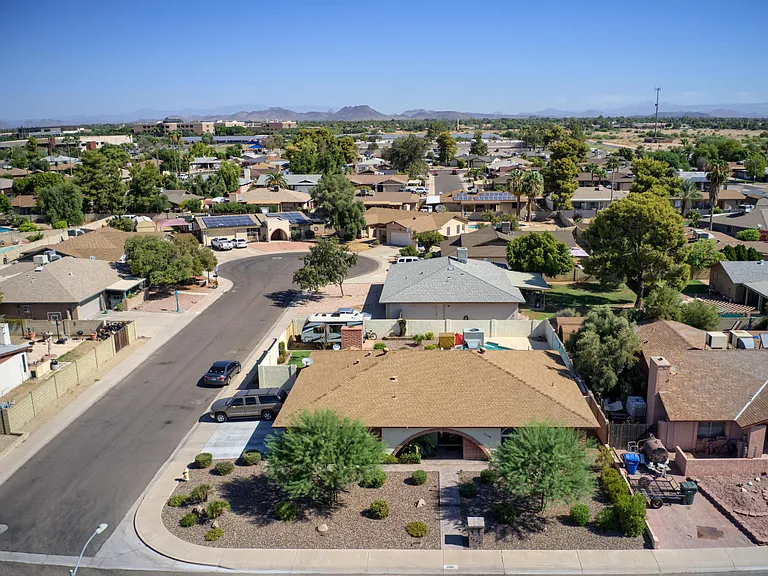 4532 W Corrine Dr — Photo 29