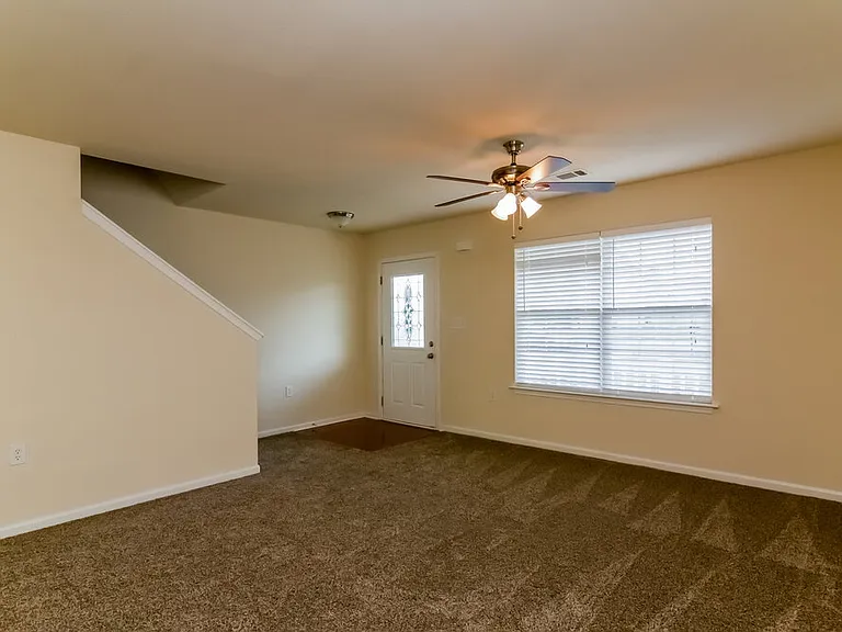 14130 Waterlyn Dr — Photo 2