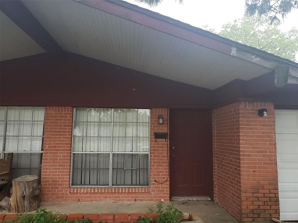 1st image of 1745 El Mar Ln