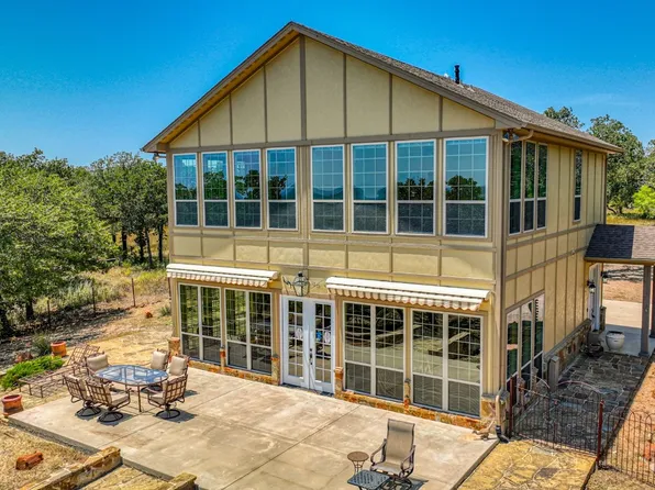 1610 Post Oak Rd, Gordon, TX 76453