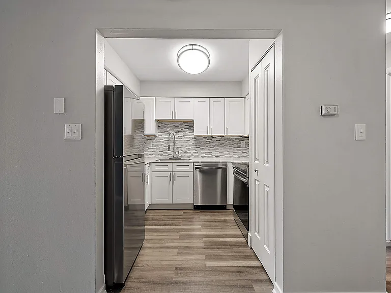 Residences On Penn - Riverview, MI — Photo 10
