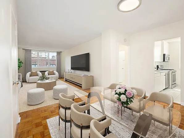 63 E 9th St APT 7T, New York, NY 10003