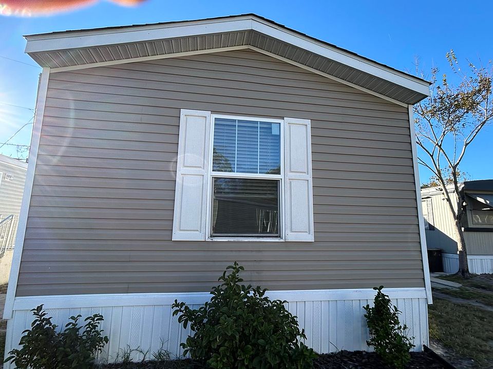1st image of 1300 Hand Ave #B22