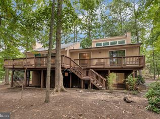 400 Wakefield Dr, Locust Grove, VA 22508