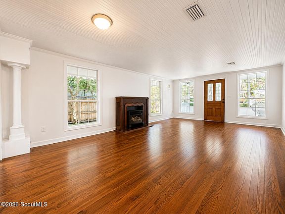 3rd image of 232 Broadway St