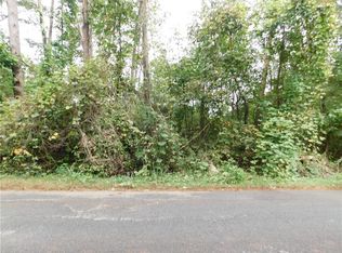 52 Cambridge Dr, Greenville, SC 29605