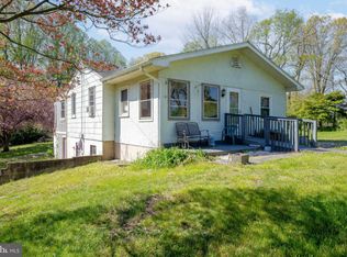 240 Center Rd, Elmer, NJ 08318