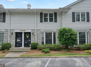 136 Peachtree Memorial Dr NW #8, Atlanta, GA 30309