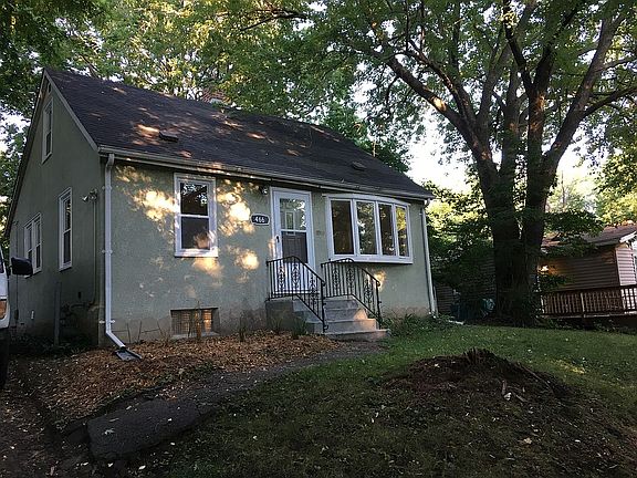 2nd image of 466 Luella St N