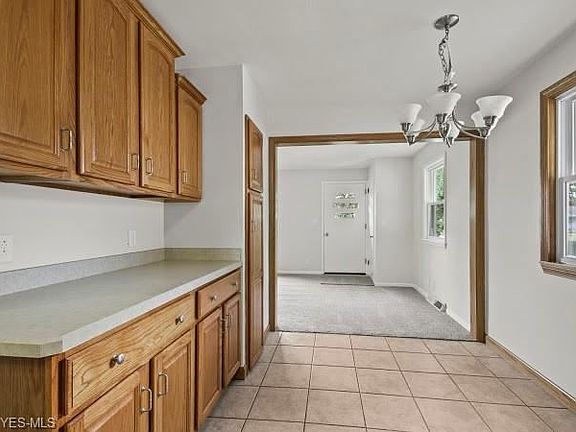 4th image of 3415 Flora Ln