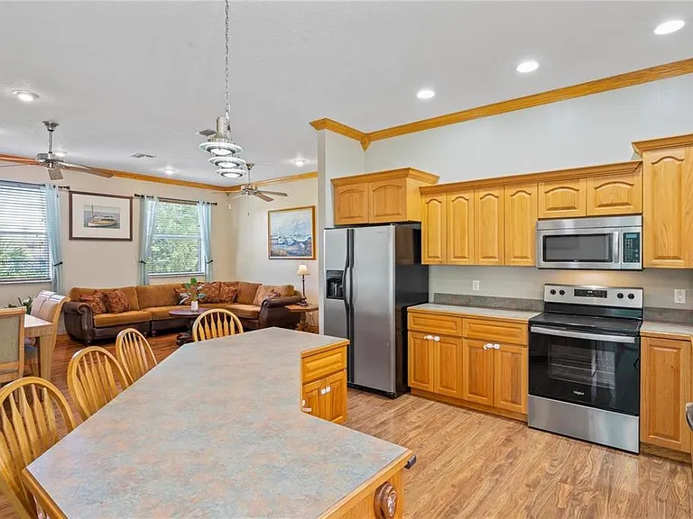 6131 Central Ave — Photo 13