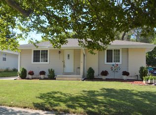 4609 42nd St, Kenosha, WI 53144