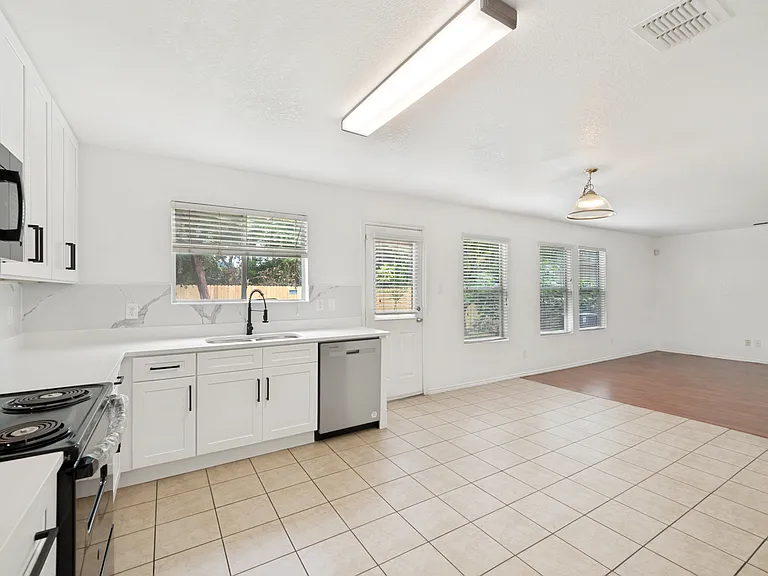 5822 Piedmont Gln — Photo 10