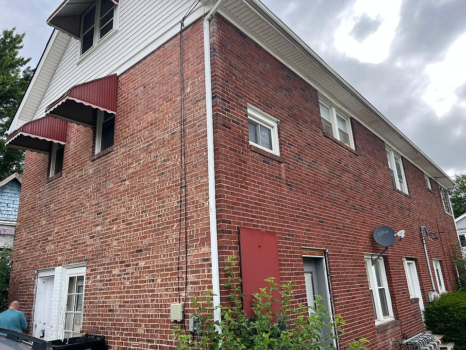1st image of 1115 East Ave