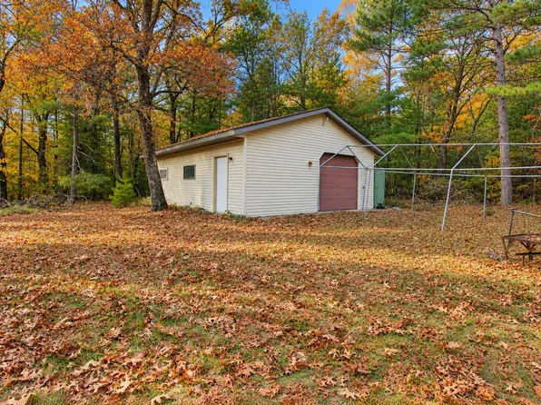 N5295 7th Ave, Plainfield, WI 54966