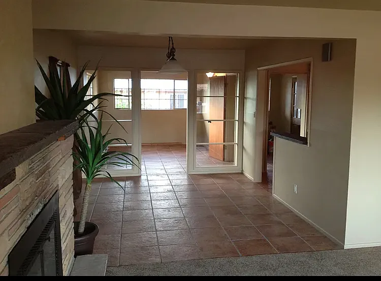 2301 E Glenn St — Photo 12