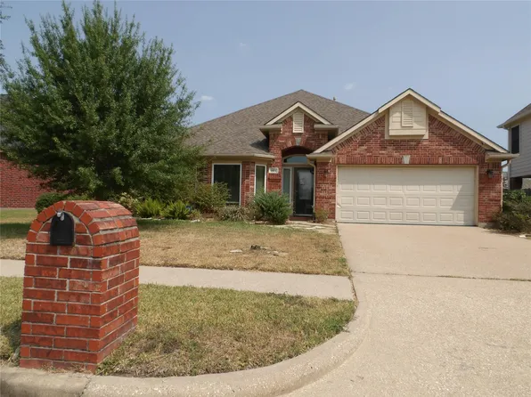 1902 S Carlsbad Ln, Deer Park, TX 77536
