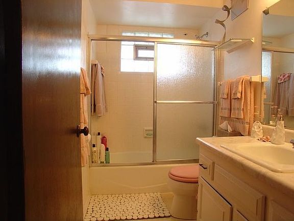 4th image of 10810 W Wren Ave