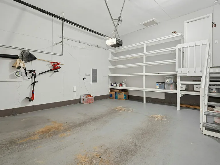 7214 NE 155th St — Photo 32