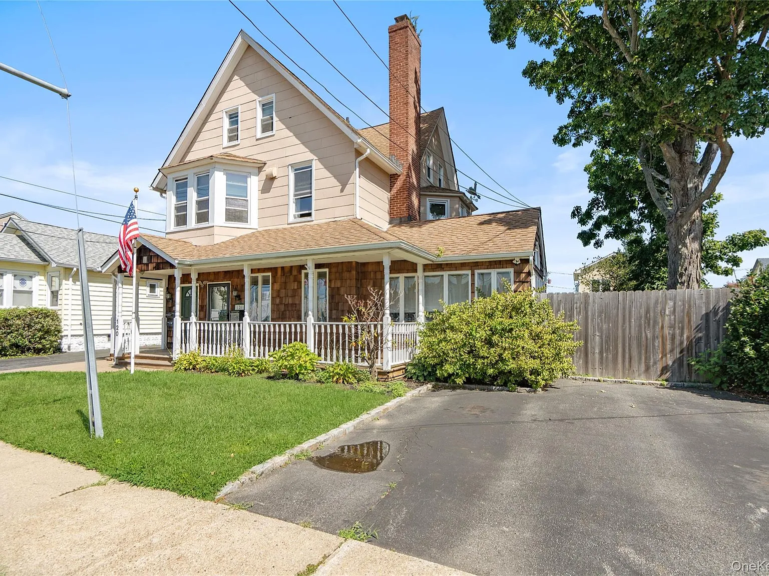 3 bed, 2.0 bath, 1000 sqft, $3,700 — Photo 4