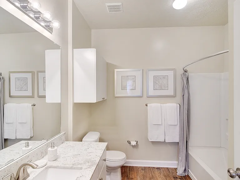 Summit of Shreveport Apartment Homes — Photo 8