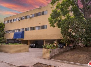 2050 Rodney Dr, Los Angeles, CA 90027