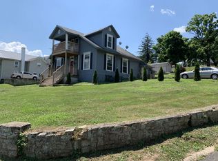 220 Lincoln Hl, Pomeroy, OH 45769