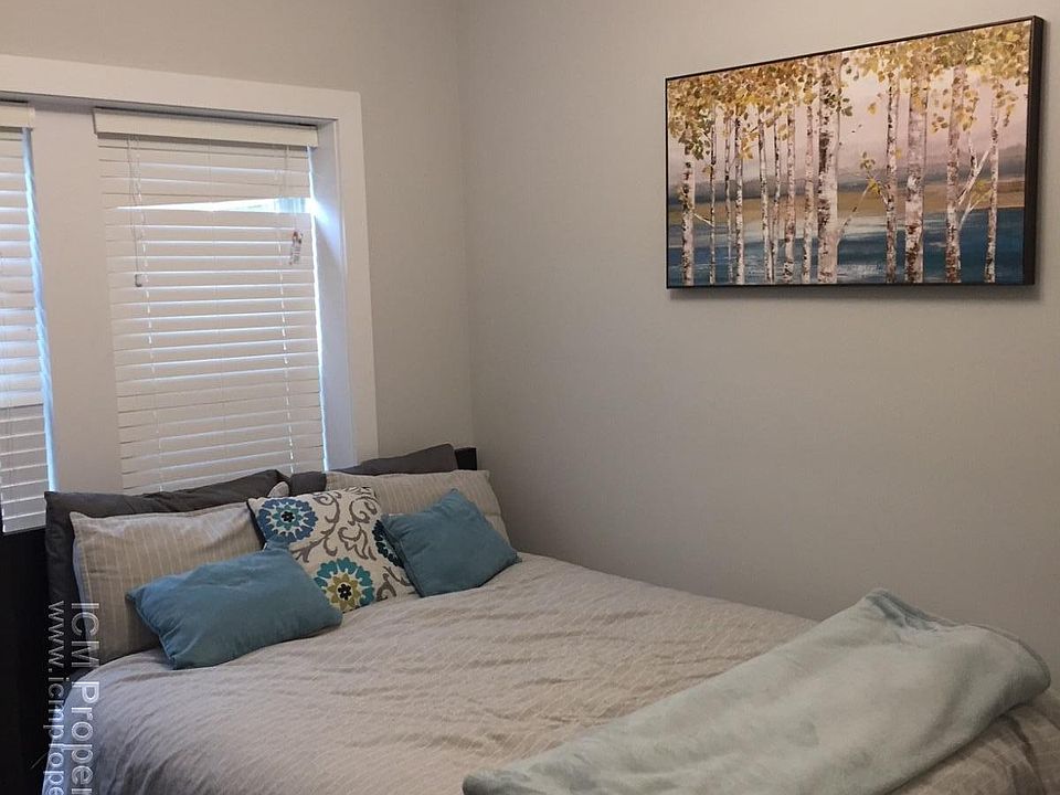 1st image of 3921 N Janssen Ave #1E