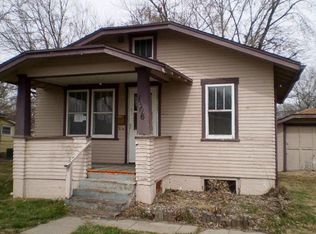 1906 W 7th St, Hastings, NE 68901